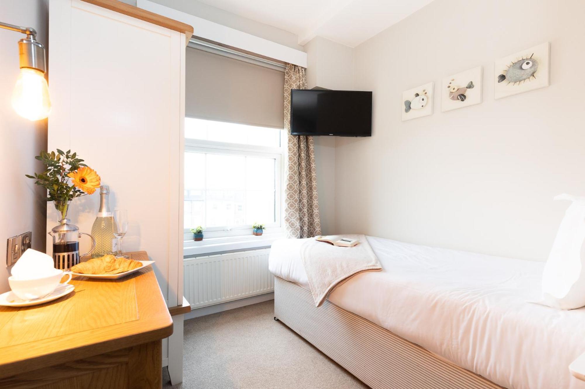 The Clarence Gardens Hotel Scarborough